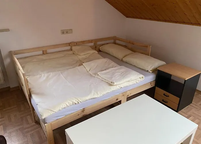 Dachgeschosswohnung Im Zweiten Obergeschoss * Bruck in der Oberpfalz