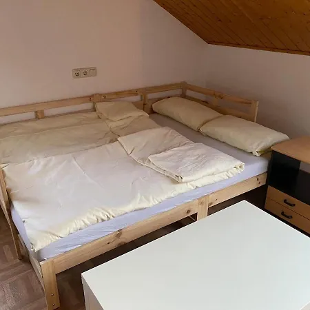 Dachgeschosswohnung Im Zweiten Obergeschoss * Bruck in der Oberpfalz